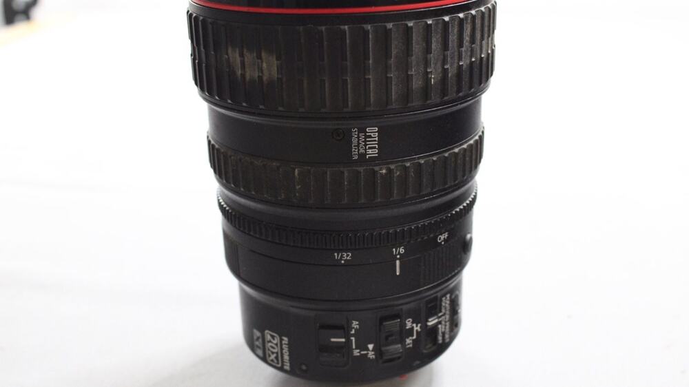 Canon HD Video Lens 20x Zoom XL 5.4-108mm L IS Camcorder Black Auto Focus